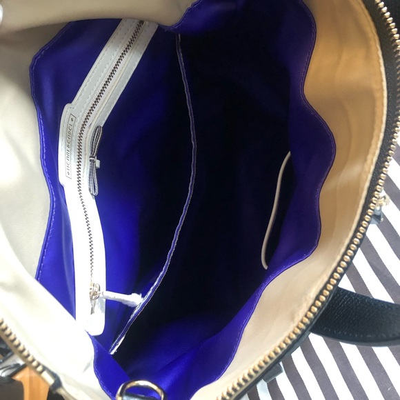 Henri Bendel Large Jetsetter Handbag/backpack - Picture 13 of 13